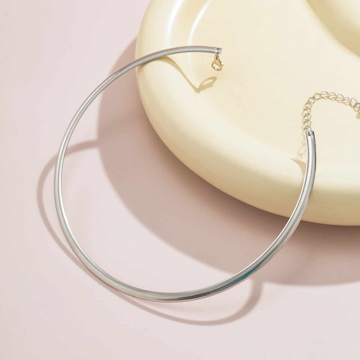 Collar Clavícula Anillo - Sutil Choker de Anillo