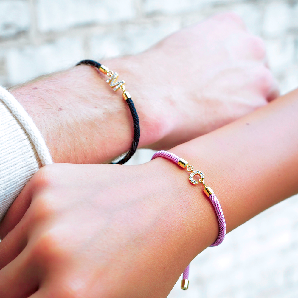 Calla – Pulsera ajustable con inicial personalizada