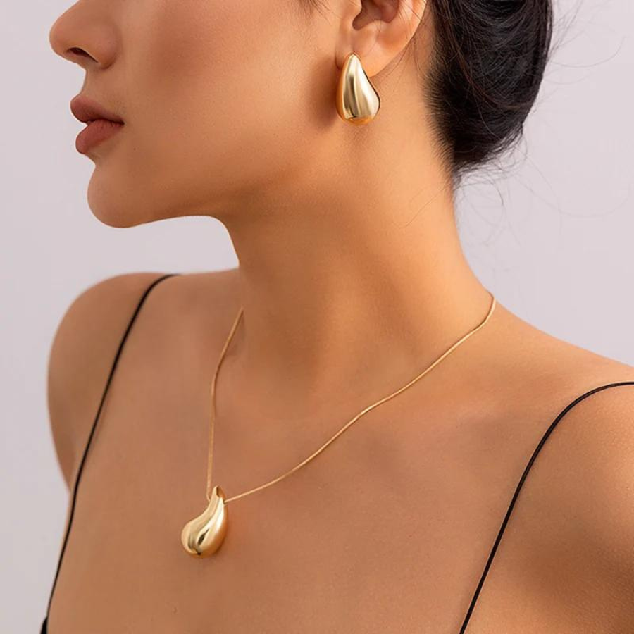 Collar grande de gotas de agua - Collar dorado con colgante de gota de agua