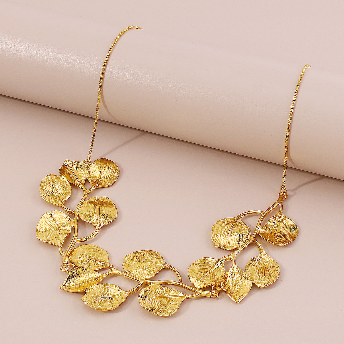 Golden Leaf - Collar de hoja de higuera retro