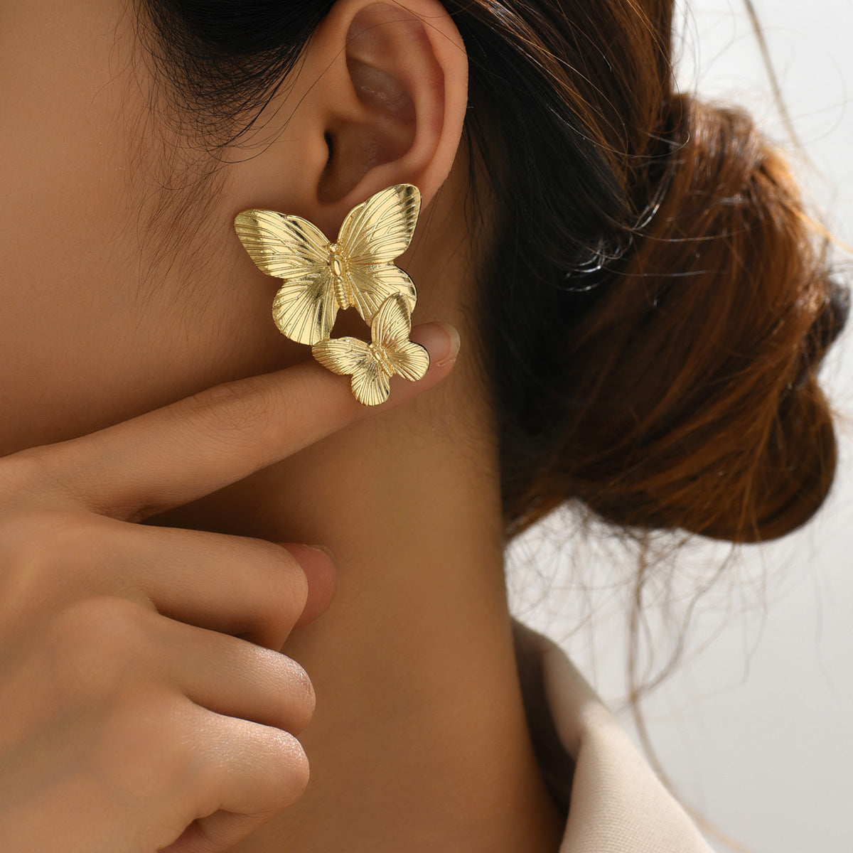 Aurelia – Pendientes sofisticados de mariposa