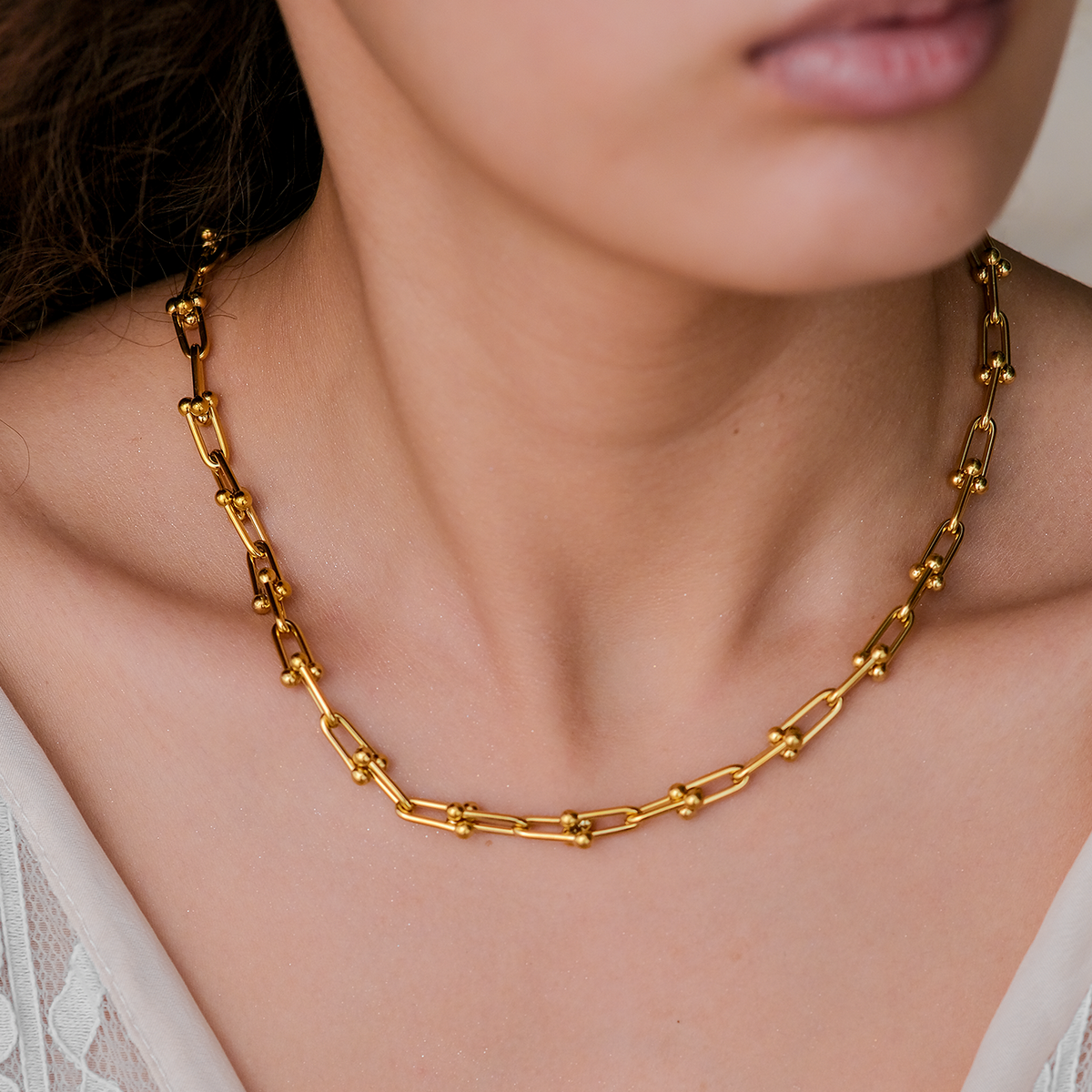 Collar de oro pesado en cascada