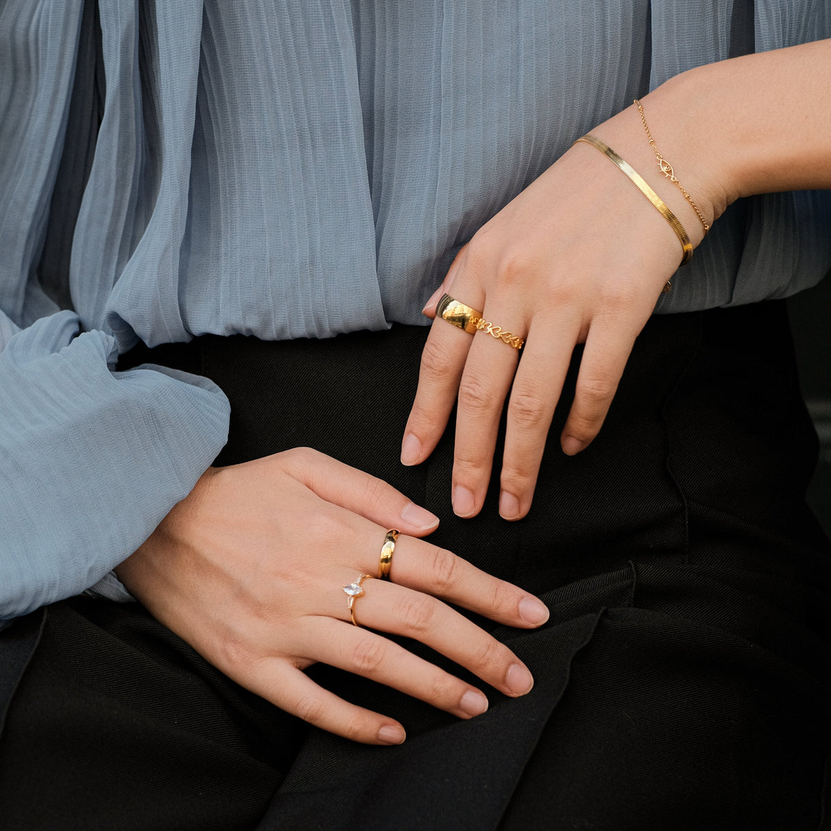 Jia - Anillo con corazón elevado