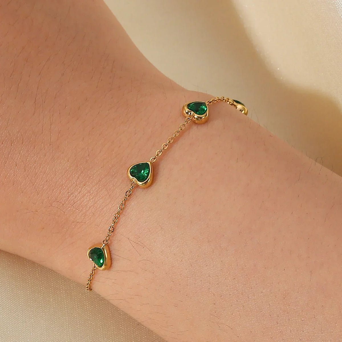 Miyu – Pulsera corazón Atemporal