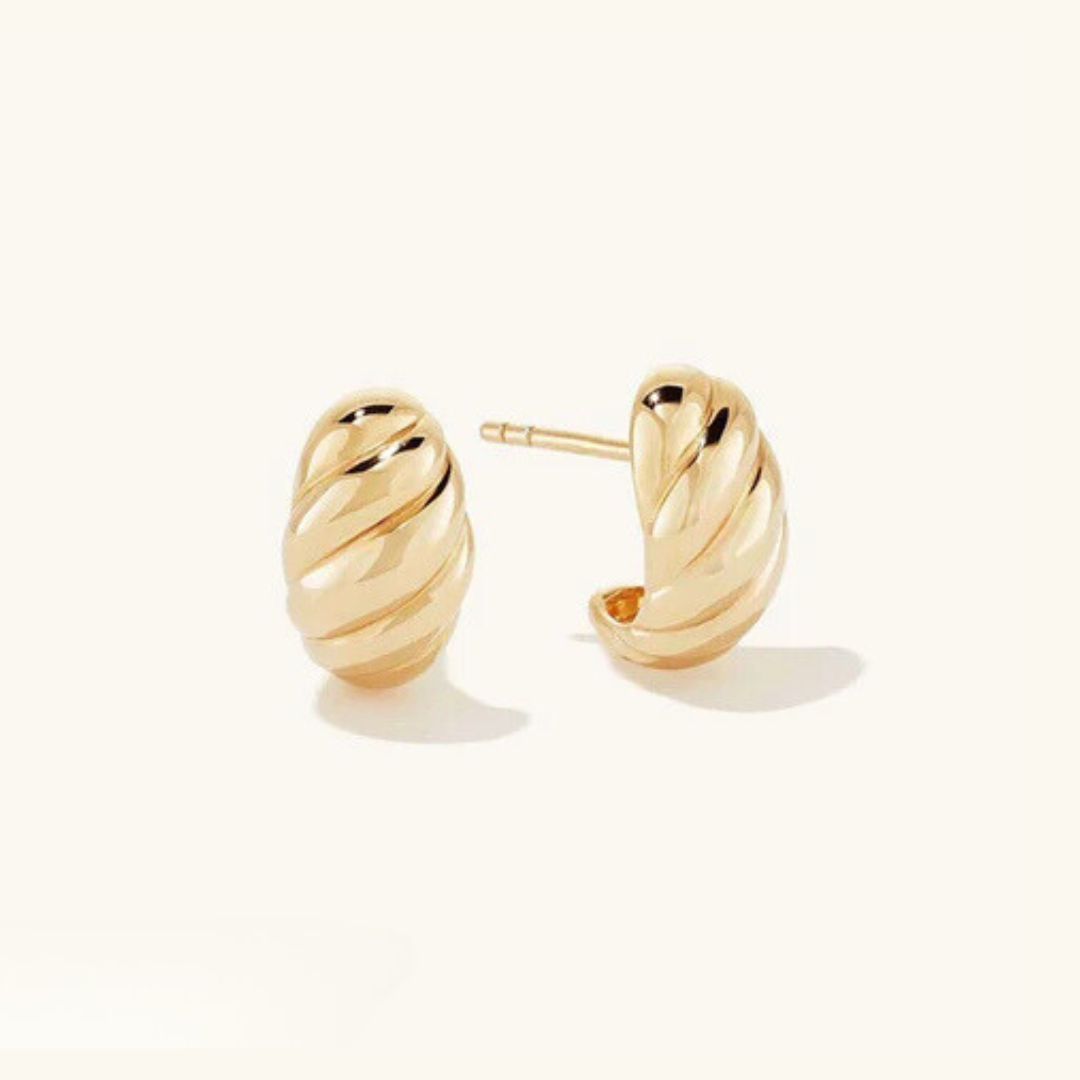 Ellie – Pendientes de croissant dorado