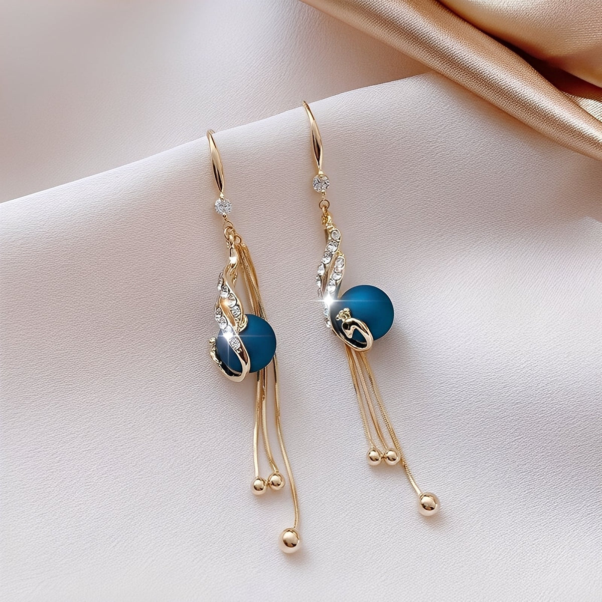 Sheynn – Pendientes festivos con perlas azules