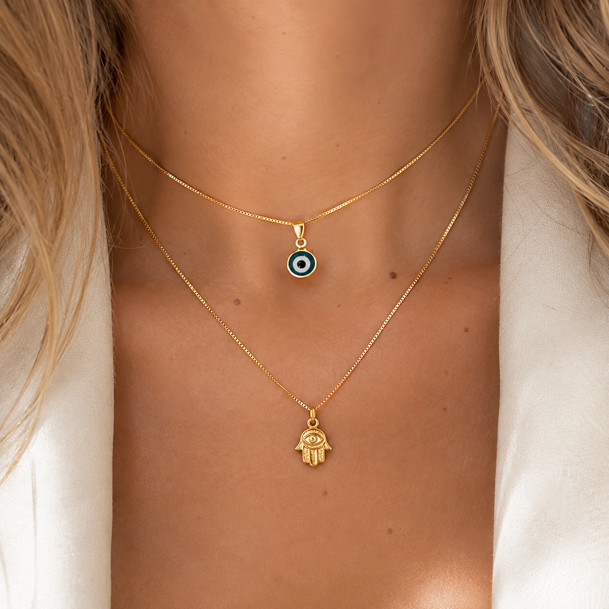 Sahar – Collar de dos filas con símbolo protector