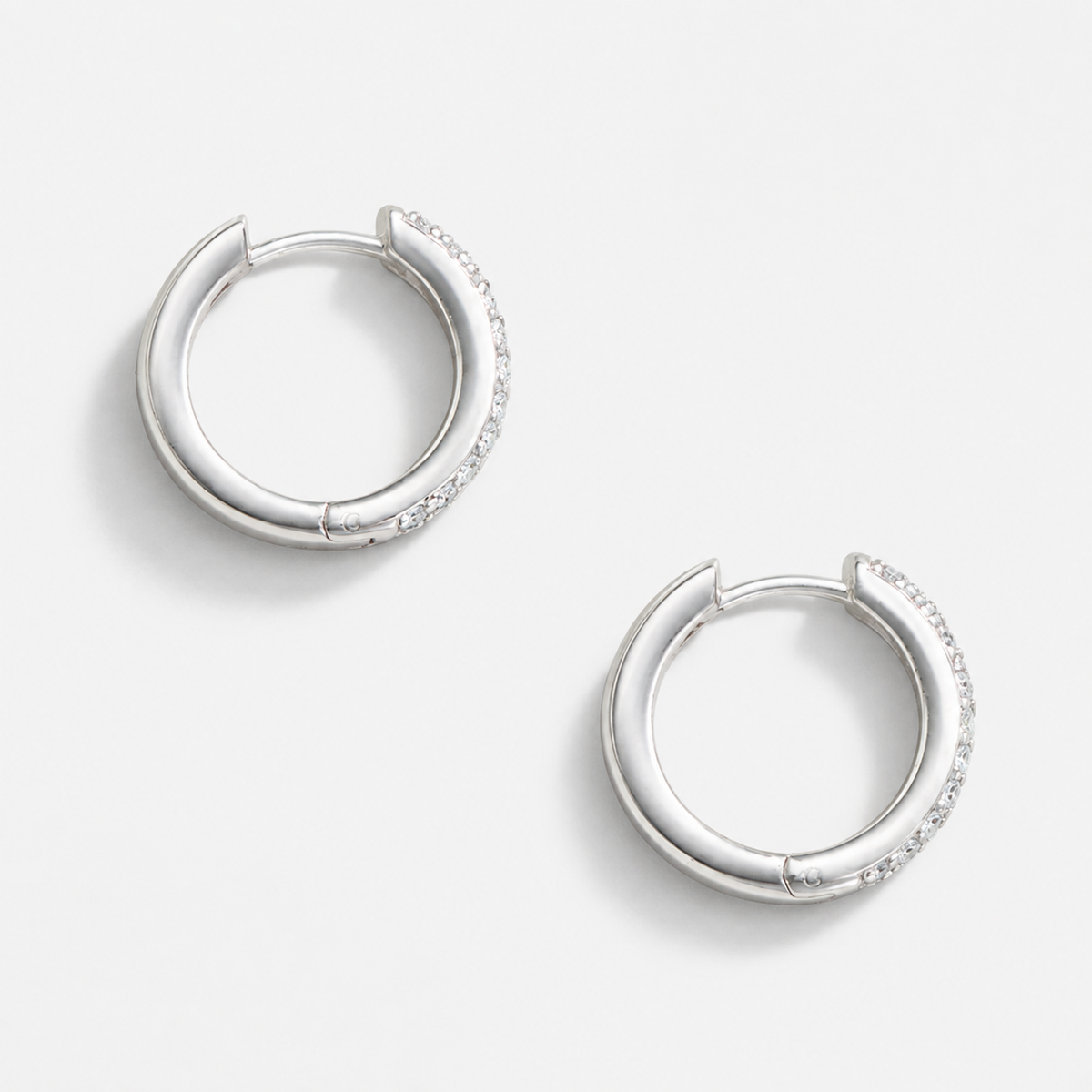 Manda - Aros de plata con pavé pequeño