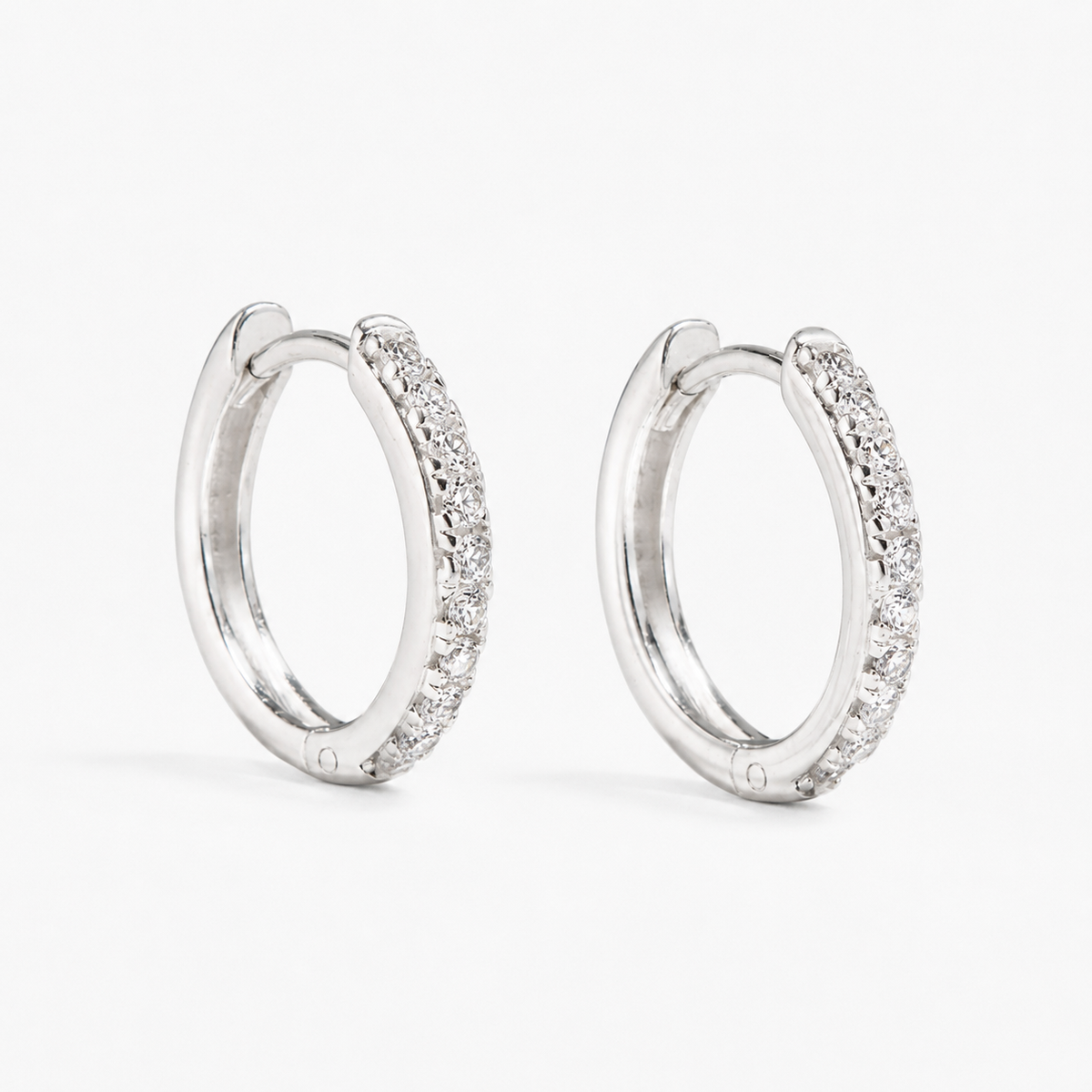 Manda - Aros de plata con pavé pequeño