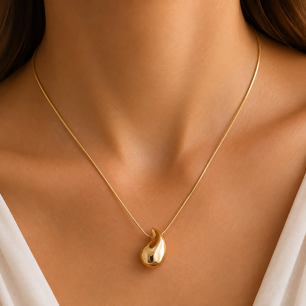 Collar grande de gotas de agua - Collar dorado con colgante de gota de agua