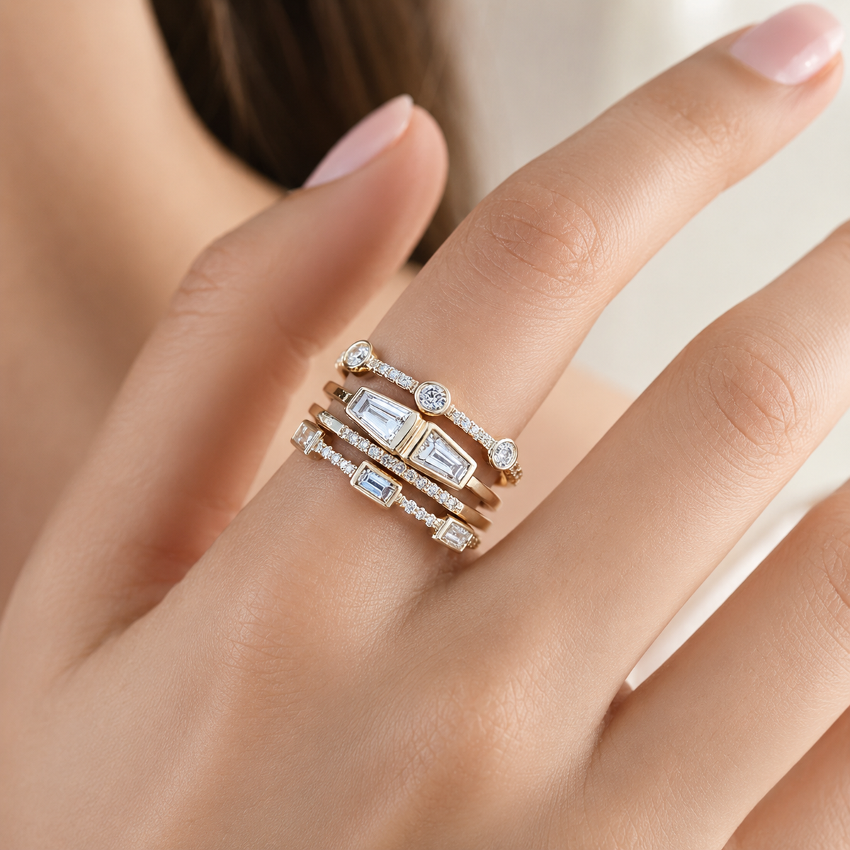 Shuvee – Conjunto de anillos vintage dorados con circonitas
