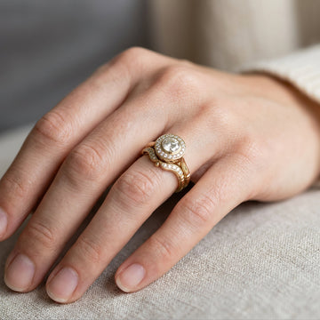 Beatrice – Conjunto de Anillos de Oro Vintage con Circonio