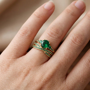 Ivy – Conjunto de Anillos con Cristales Verdes