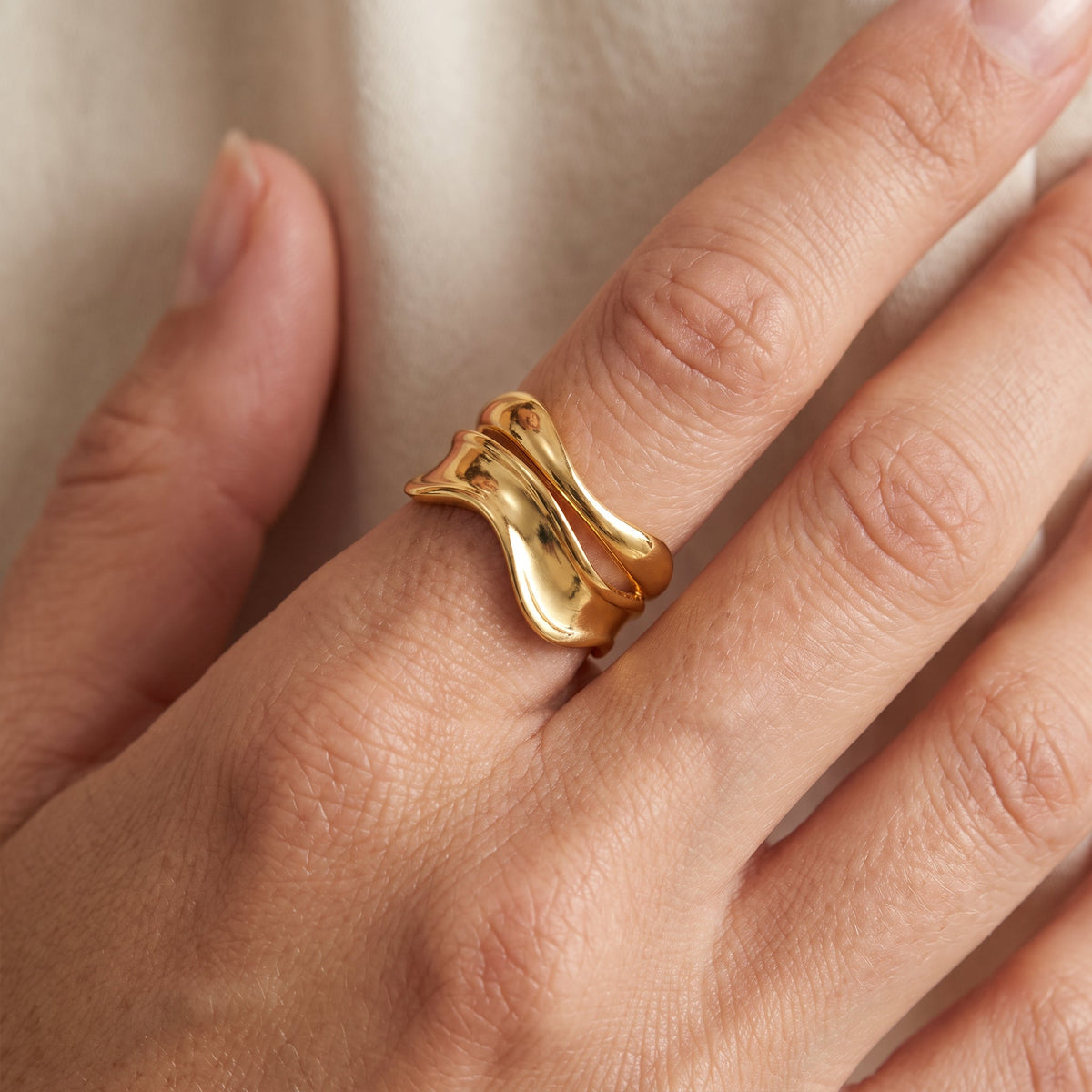Charlie – Anillo escultórico regulable