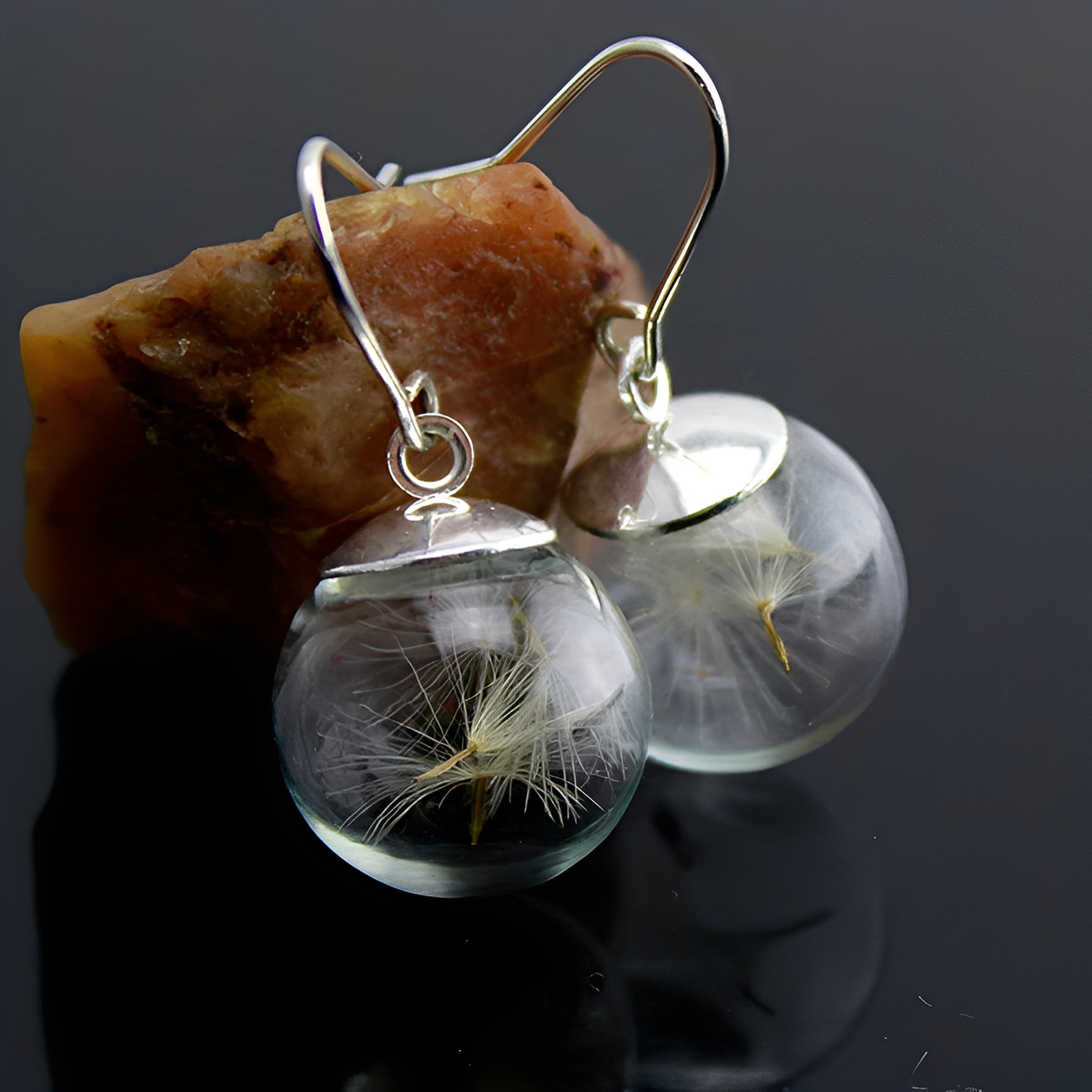 Liora – Pendientes de plata con diseño inspirado en el diente de león