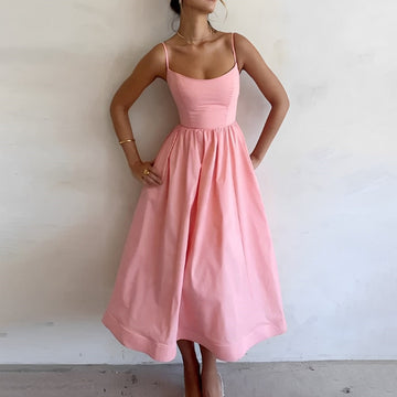 Fabiana - Vestido con Tirantes Finos y Corte Fruncido