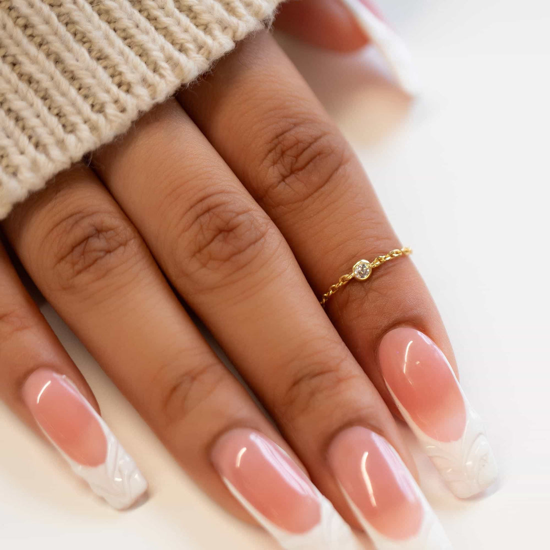 Emily - Anillo Cadena Solitaire