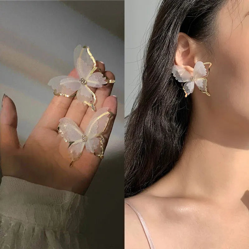 Jean – Pendientes de mariposa de tejido ligero