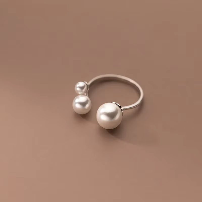 Amandine – Anillo regulable con tres perlas de agua dulce