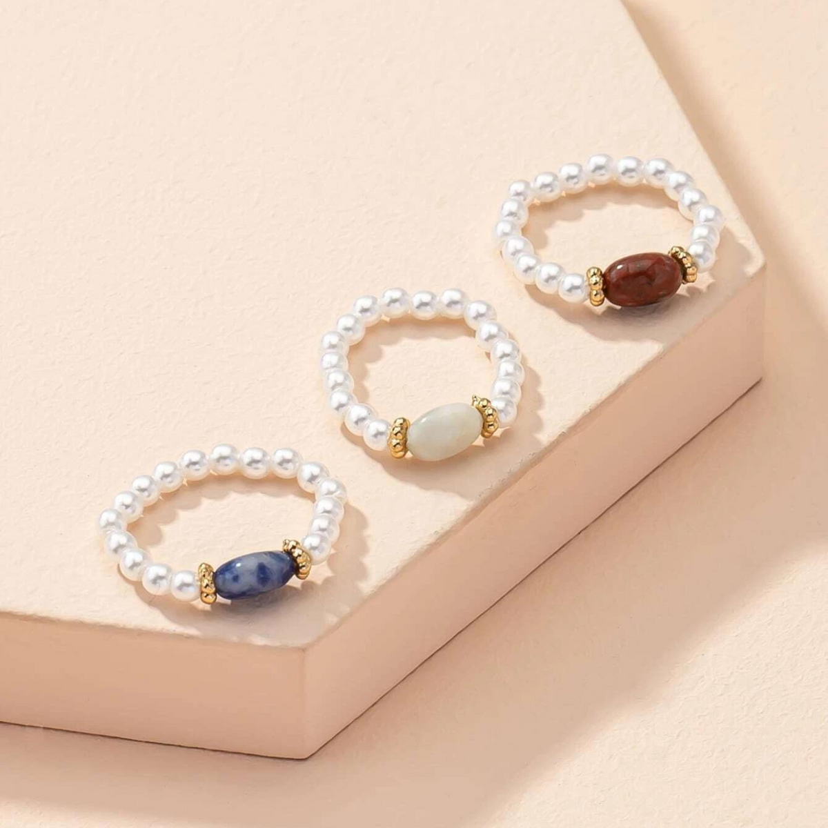 Perla de piedra - Anillo de perlas retro