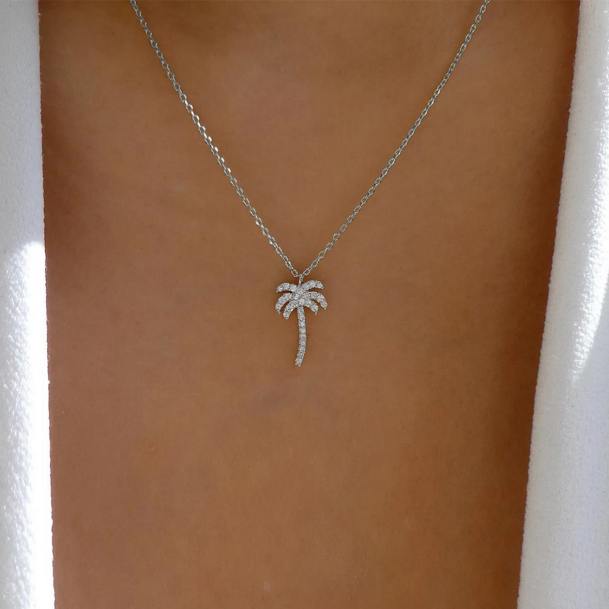 Collar de Palma - Colgante de Estilo Isleño