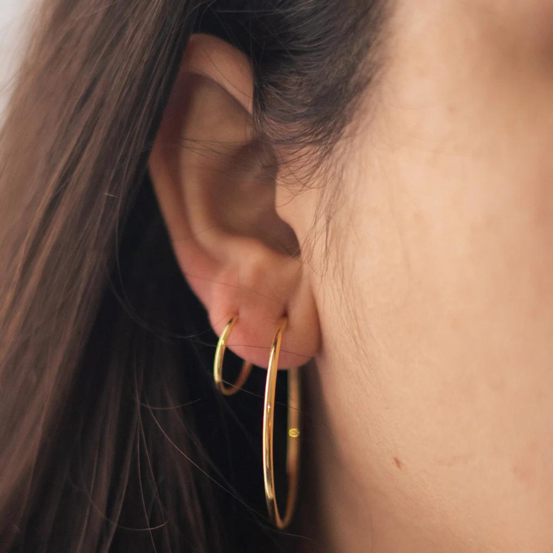 Aros livianos - Pendientes en oro y plata (set de 4)