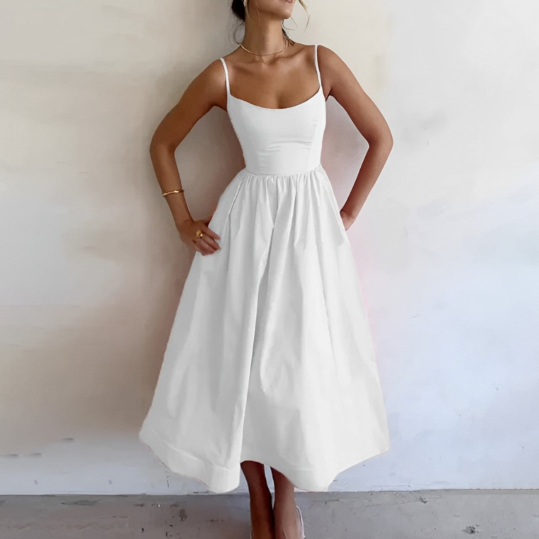 Fabiana - Vestido con Tirantes Finos y Corte Fruncido