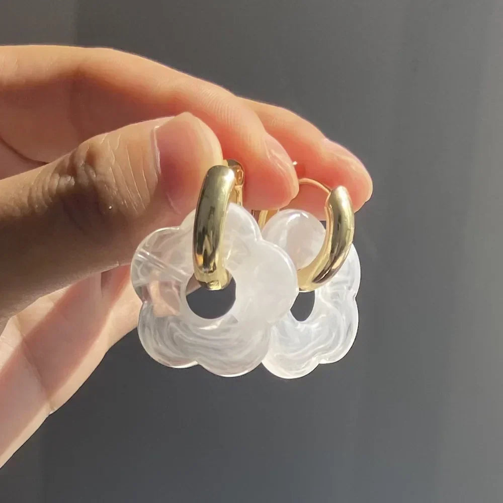 Florella – Aros Elegantes con Flores de Resina