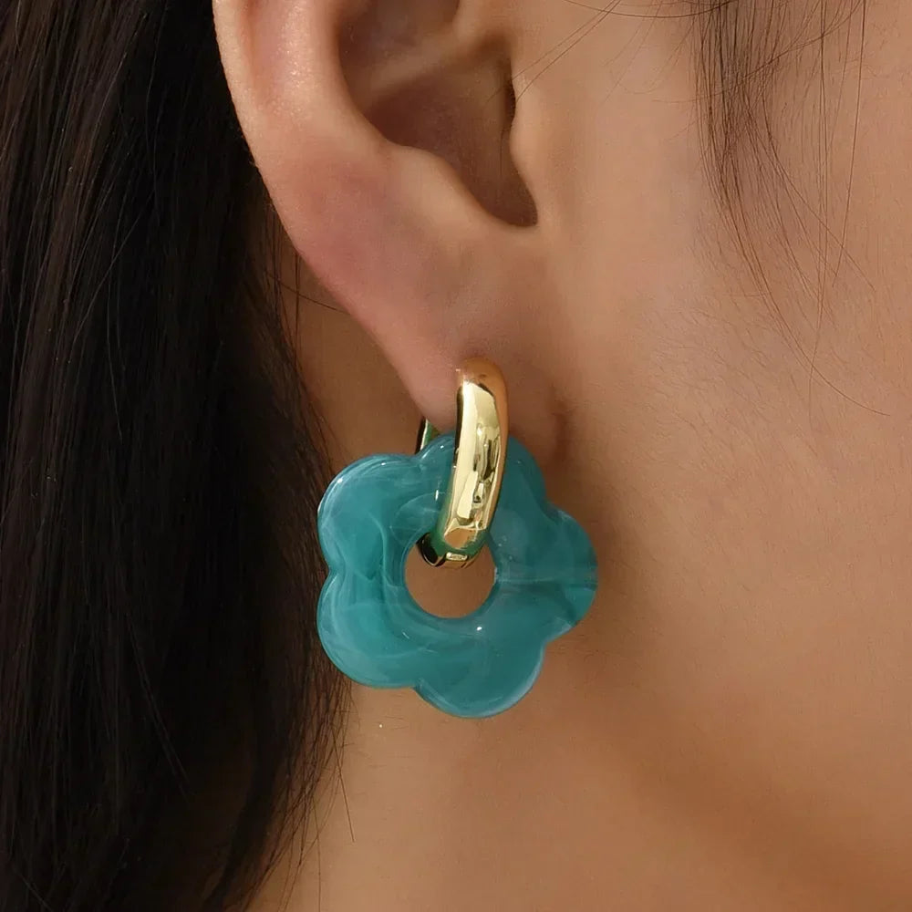 Florella – Aros Elegantes con Flores de Resina