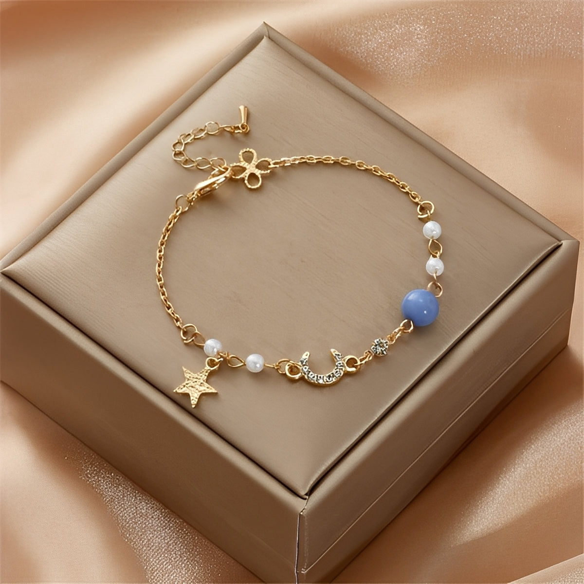 Selina – Pulsera con luna y estrella