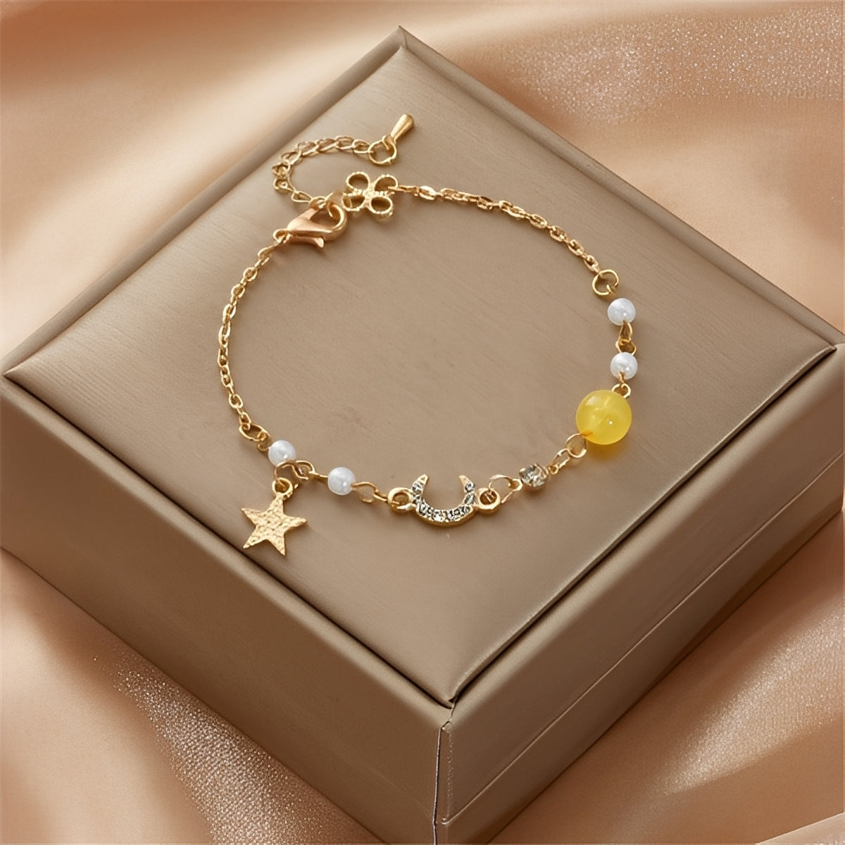 Selina – Pulsera con luna y estrella