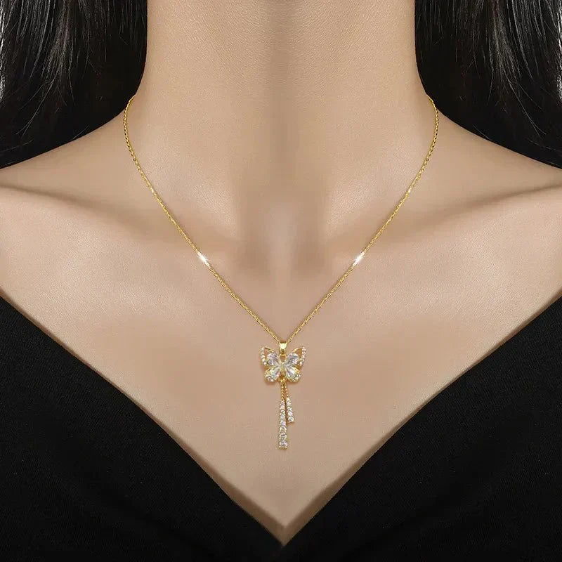 Avie – Collar Brillante de Mariposa de Diamantes