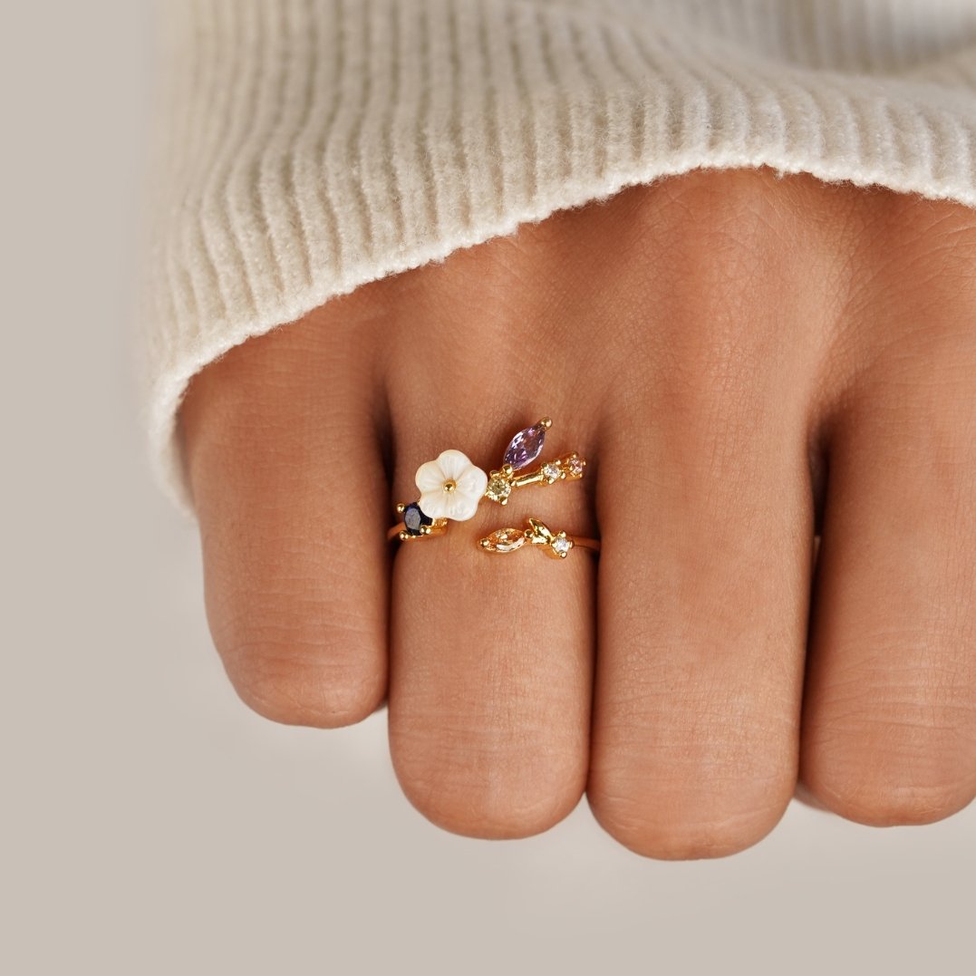 Leah - Anillo de Oro con Flores de Cristal Blanco