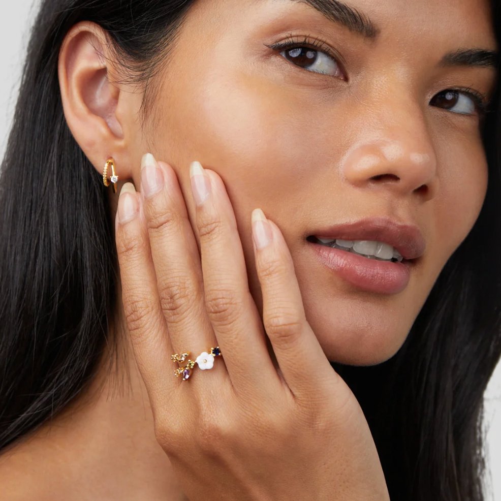 Leah - Anillo de Oro con Flores de Cristal Blanco