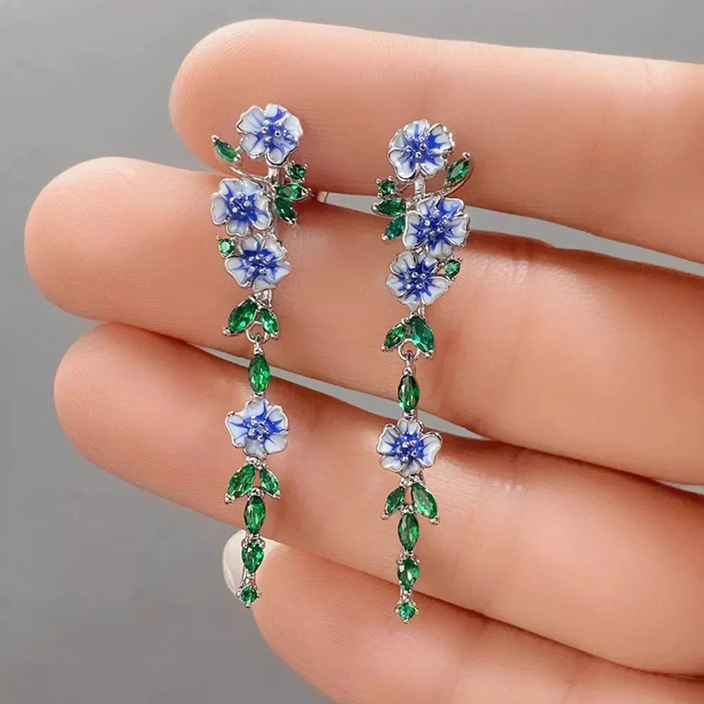 Yara – Pendientes colgantes con flores azules