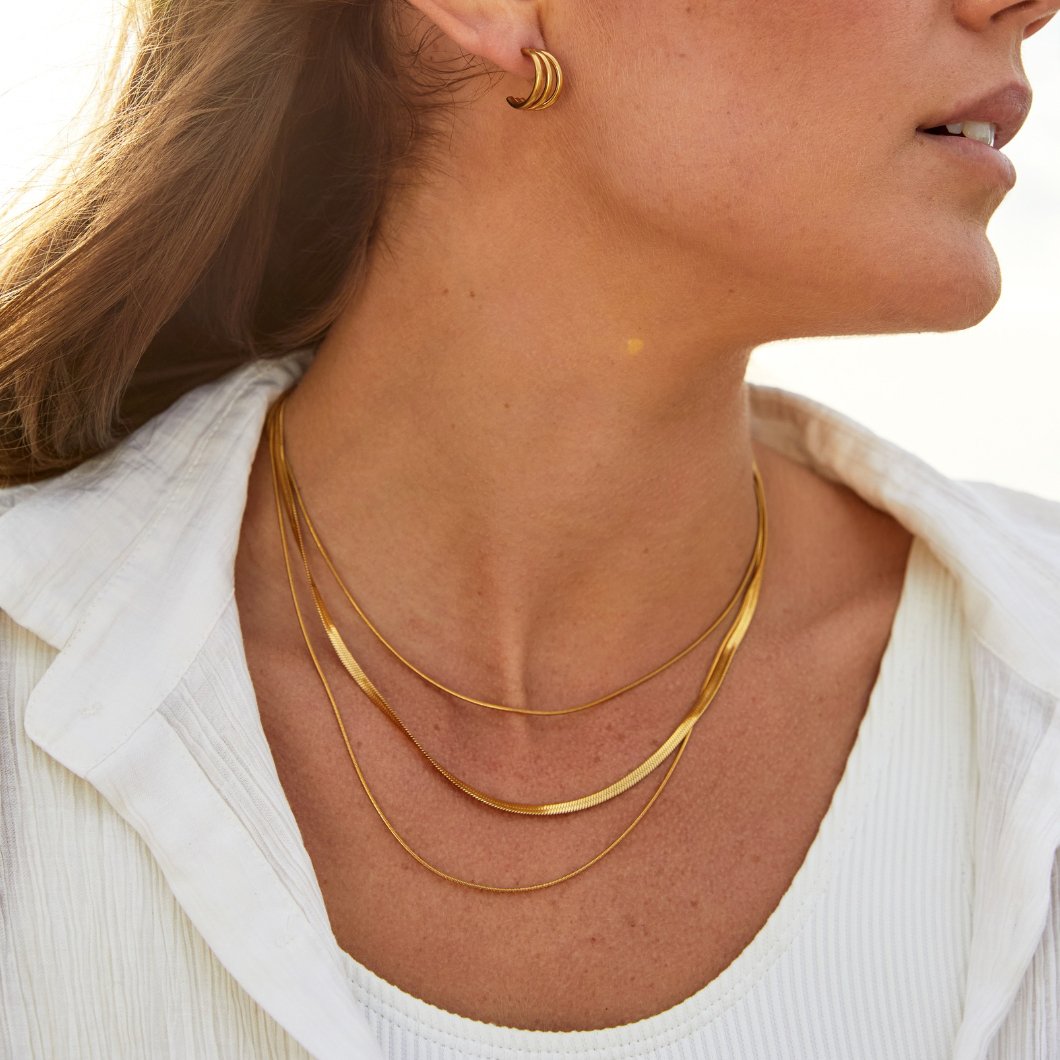 Alix – Collar dorado de varias hileras