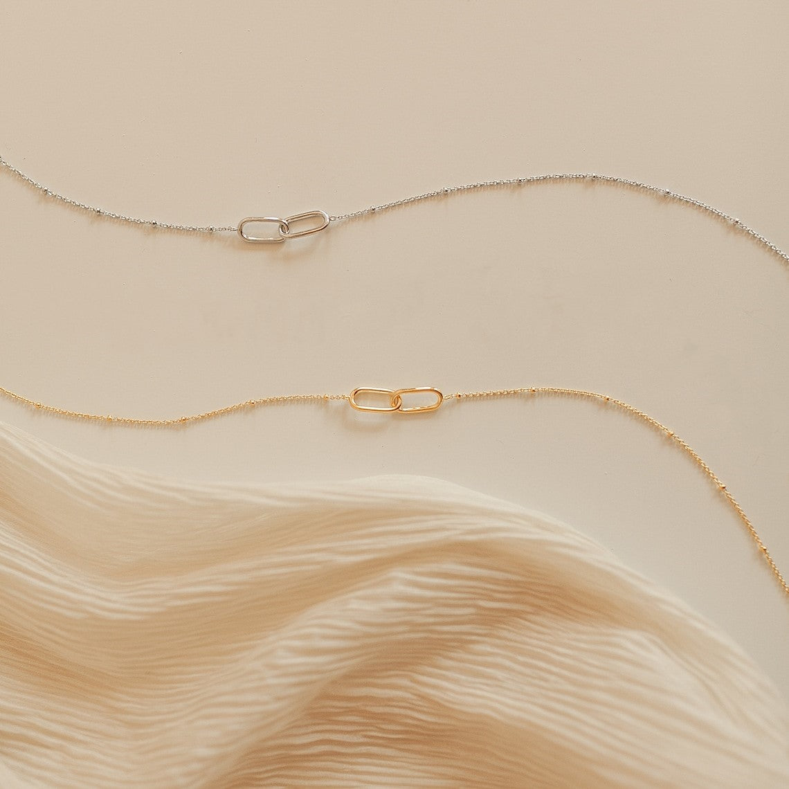 Collar con Colgantes Interconectados - Collar Connection