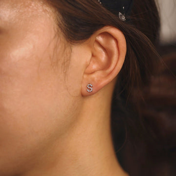 Pendientes con Iniciales de Plata CZ - Aretes delicados