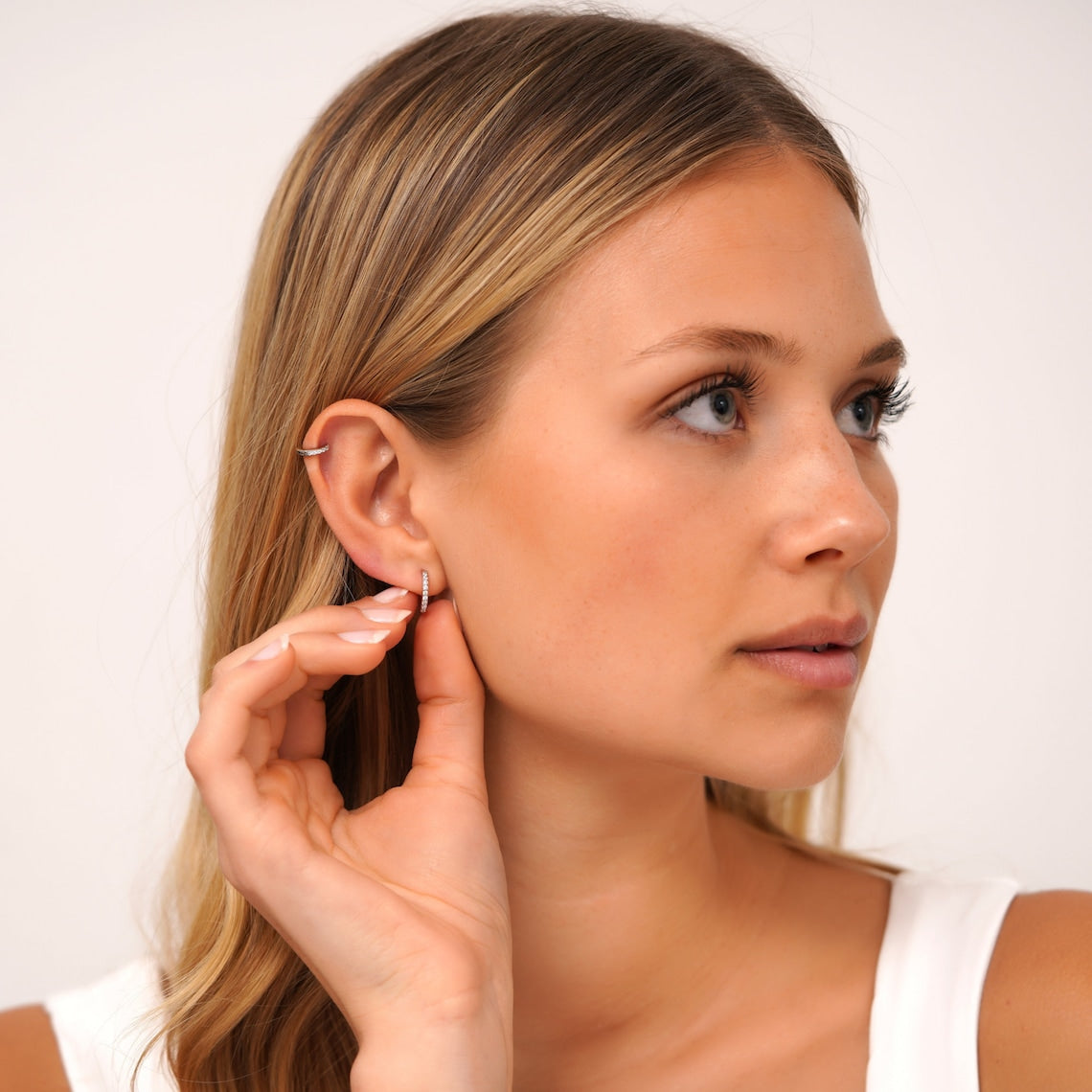 Conjunto de anillos CZ minimalistas - Pendientes Huggie Hoop