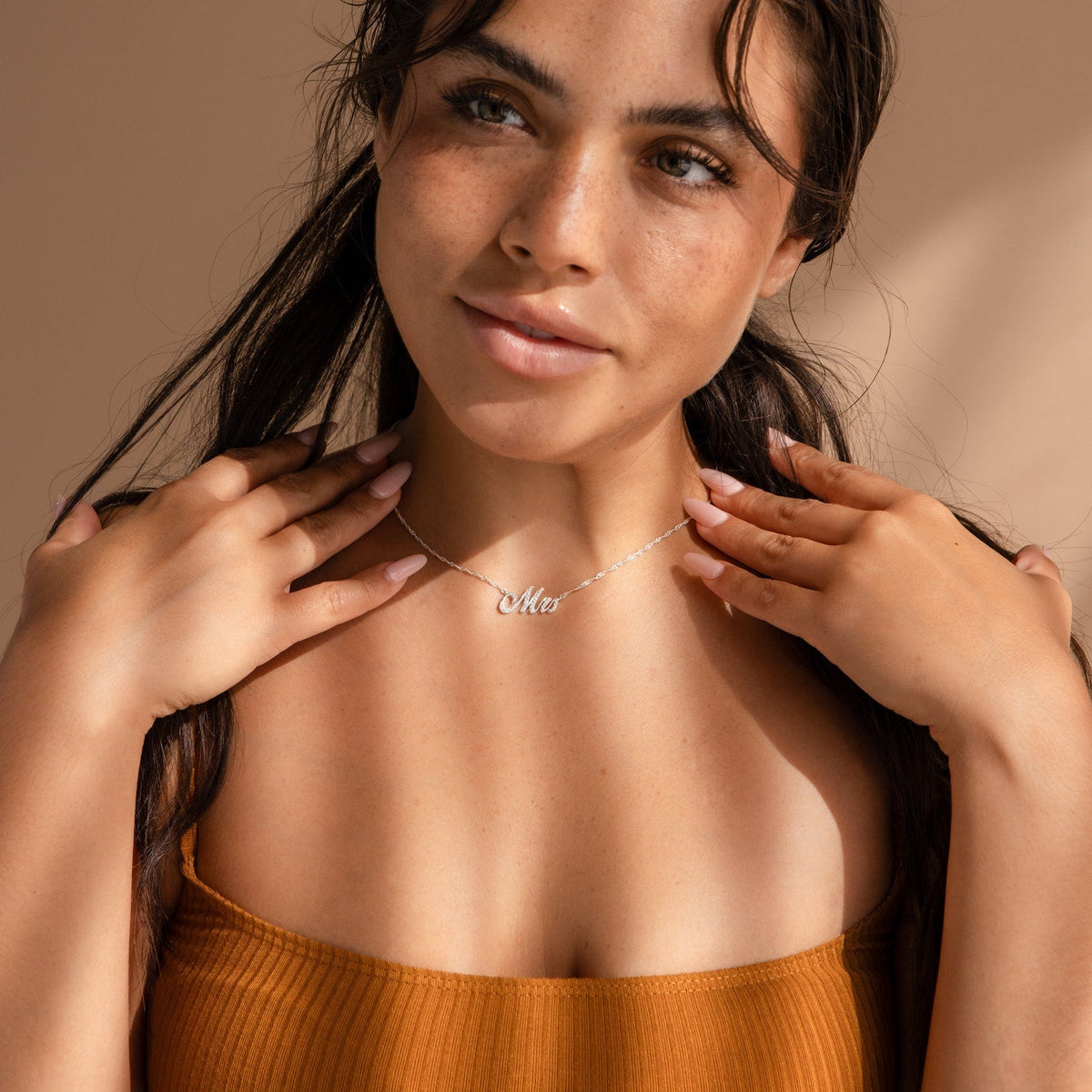 Claire – Collar con nombre Pavé Brillante