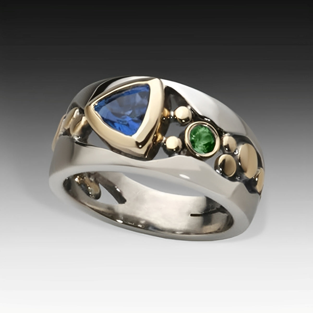 Ricca – Anillo retro con cristal azul brillante