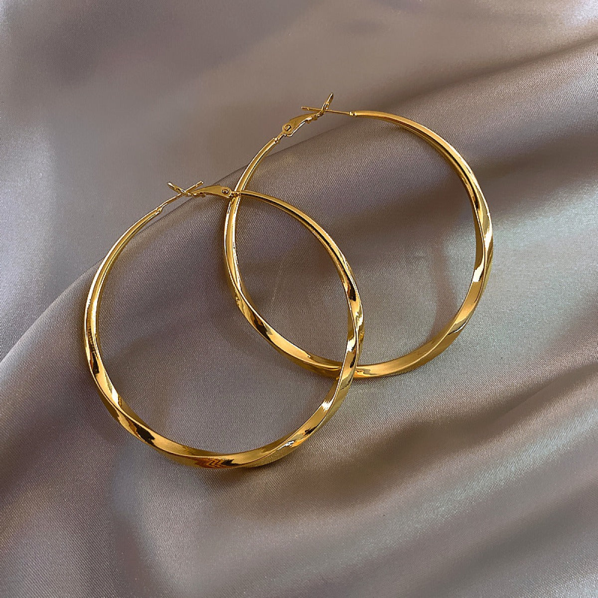 Enola – Aros vintage en oro rosado