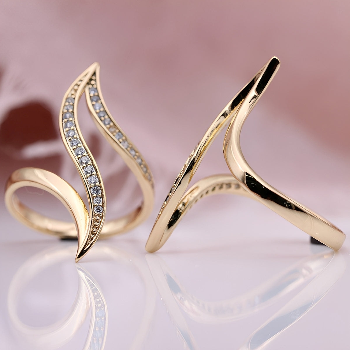 Brianna – Anillo dorado con diamantes