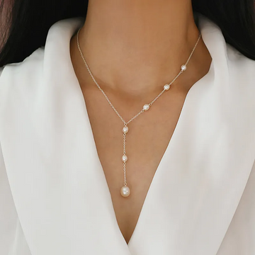 Kayla – Collar antiguo con colgante de perlas