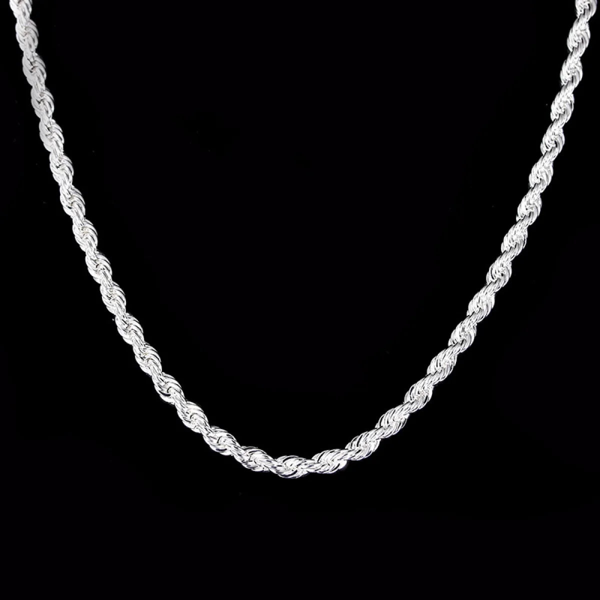 Isla – Collar de cadena con diseño ondulado y efecto torcido