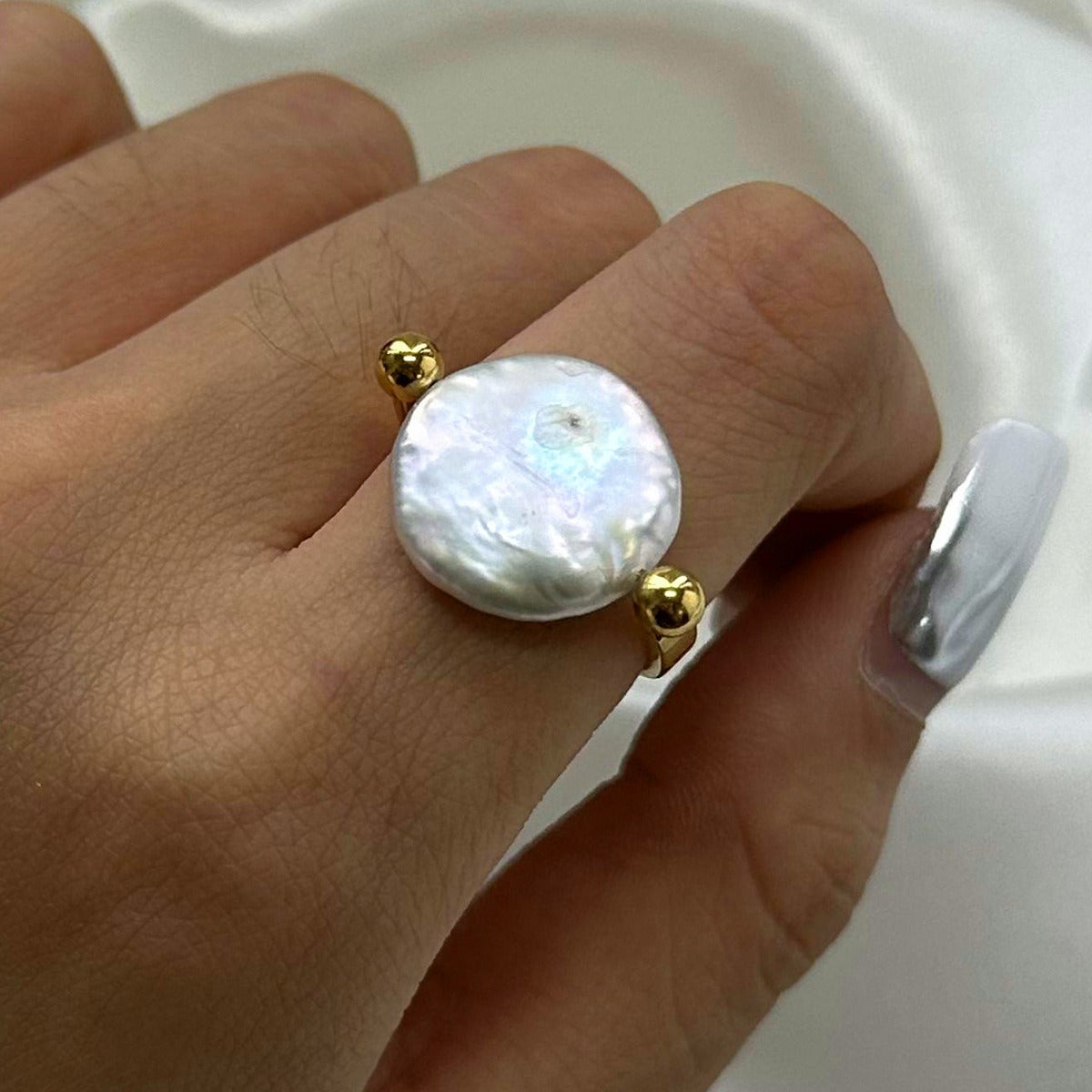 Sabby – Anillo reversible con perla barroca