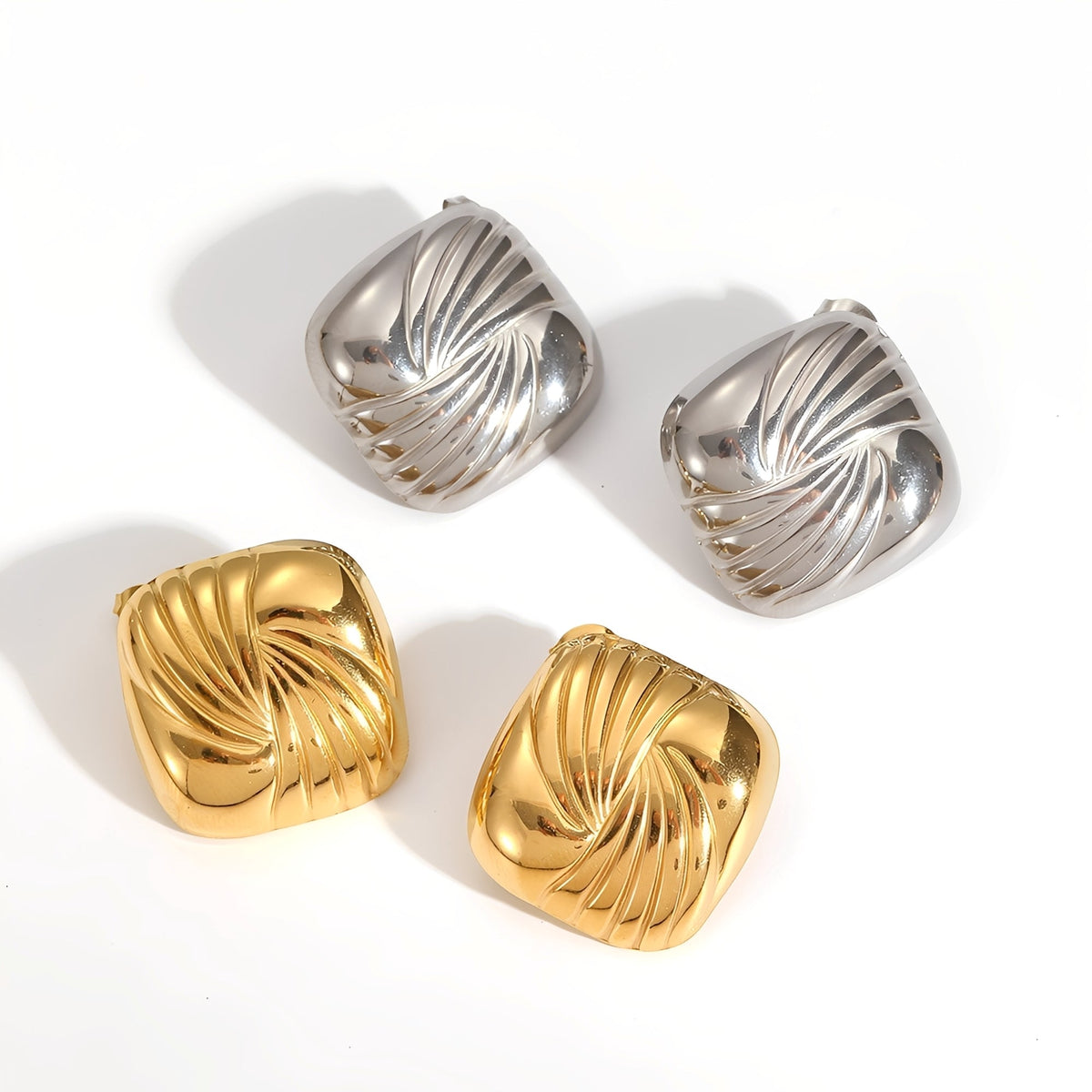 Kaia – Alfileres Geométricos de Acero de Titanio