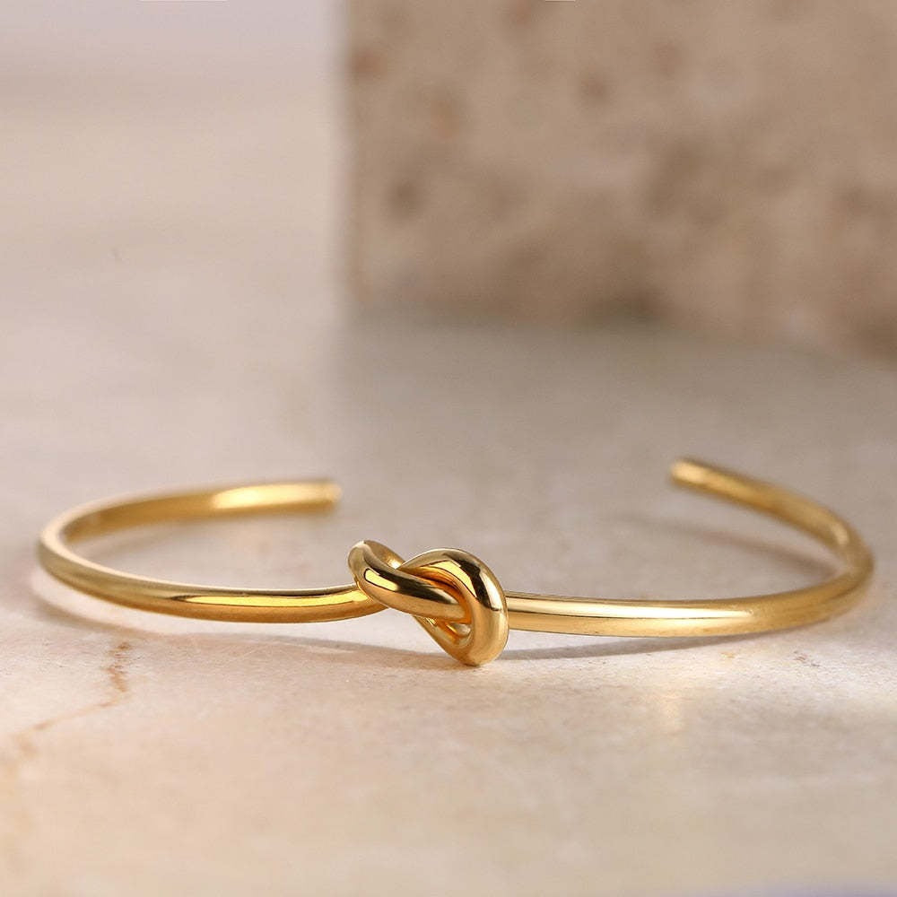 Inaya – Pulsera Vintage con Nudo Regulable