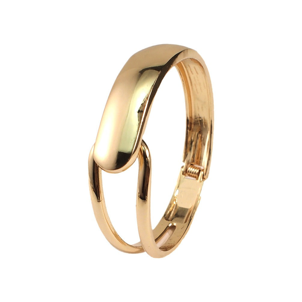 Alyssa – Pulsera dorada elegante