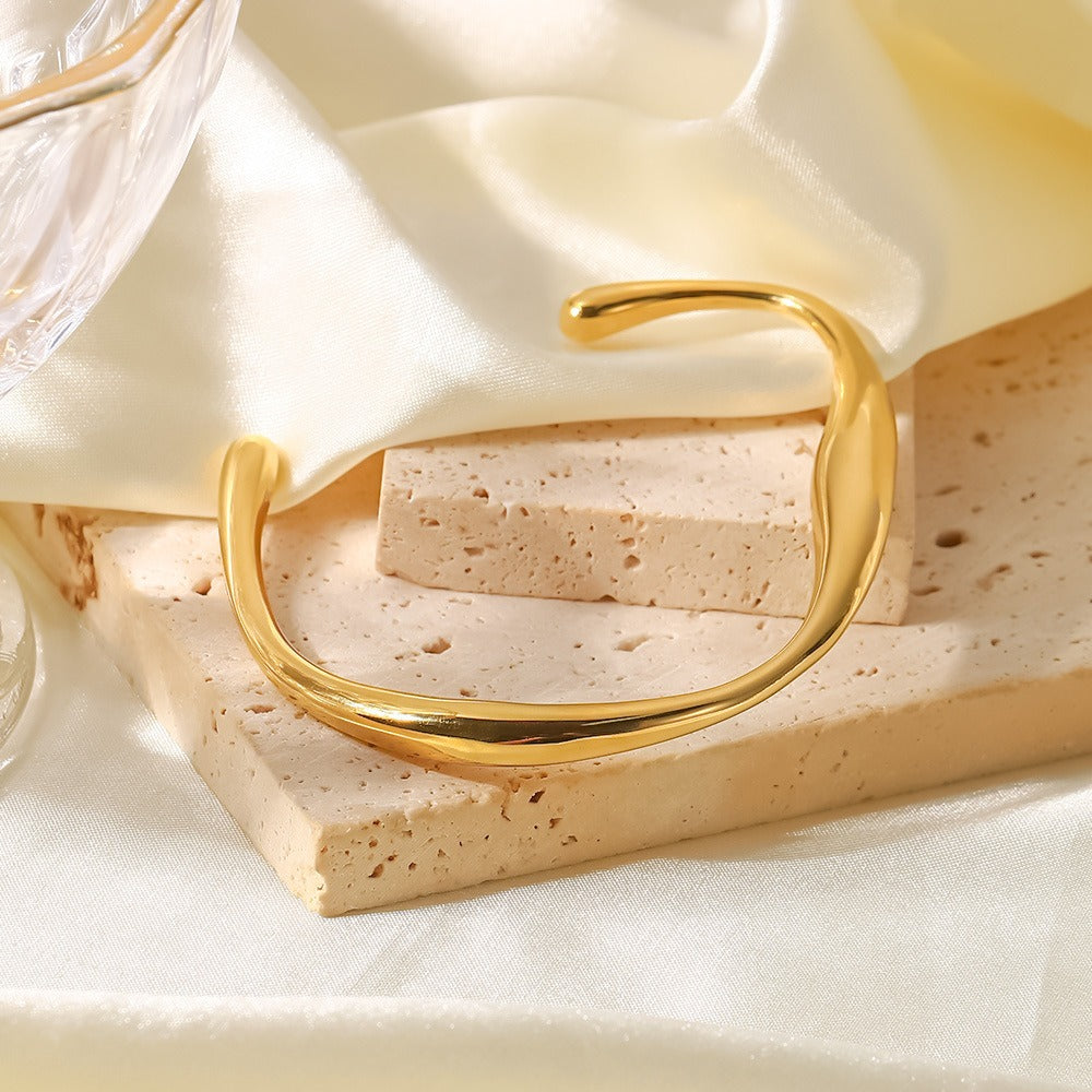 Gayle – Pulsera sofisticada de Möbius